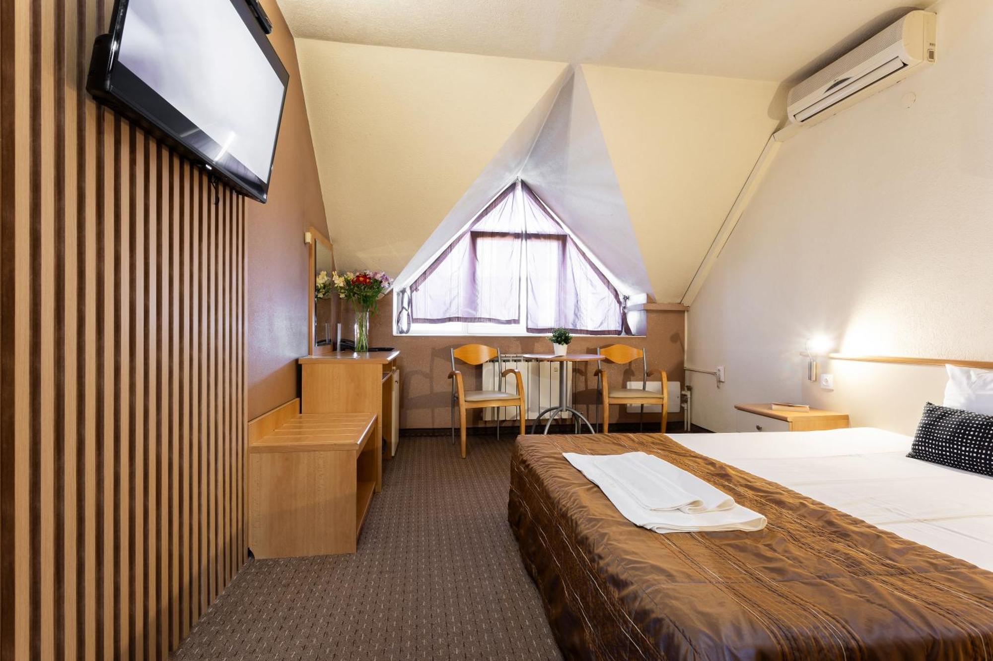 Hotel Brod - Free Parking София Экстерьер фото